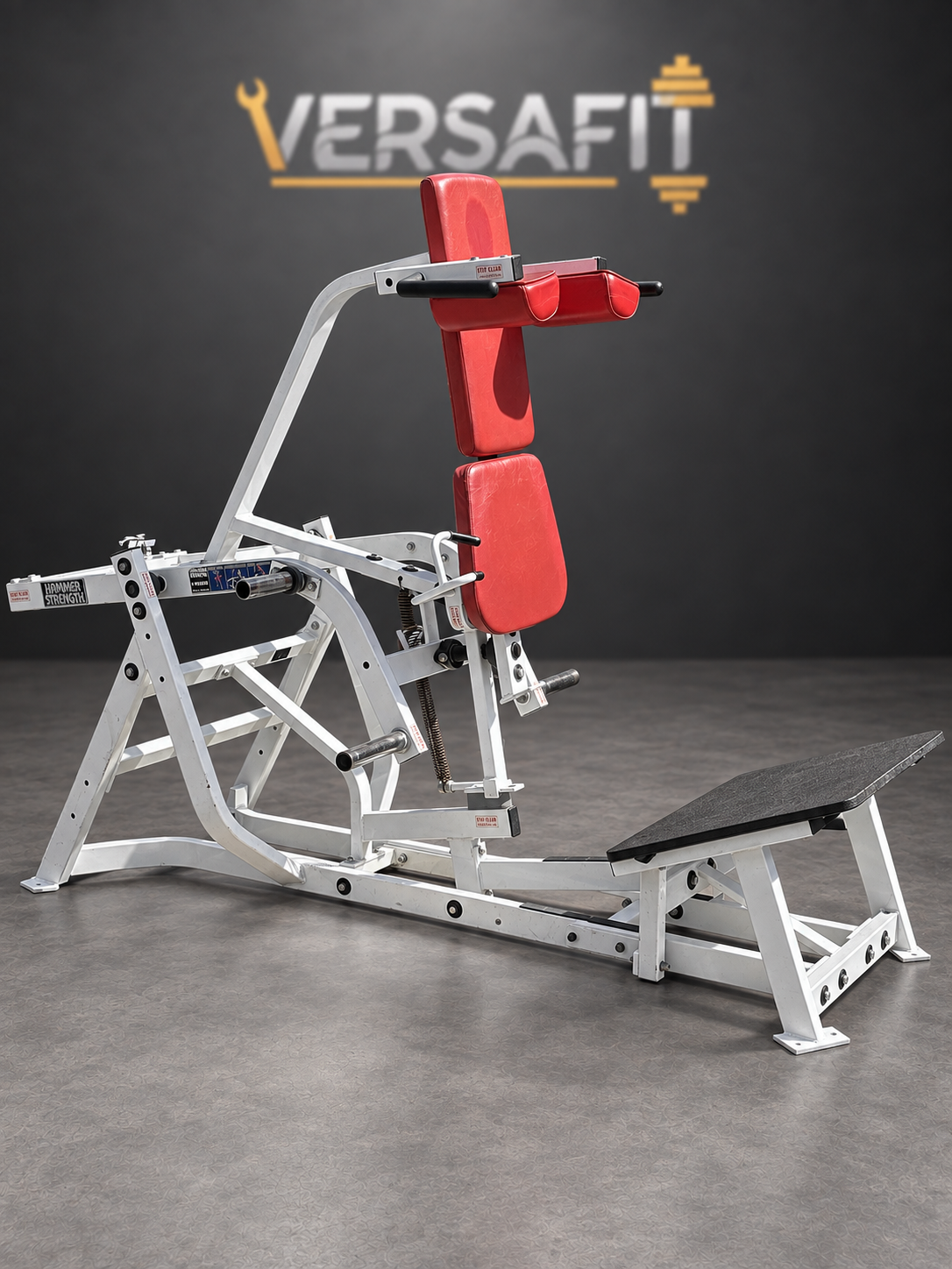 Hammer Strength V-Squat